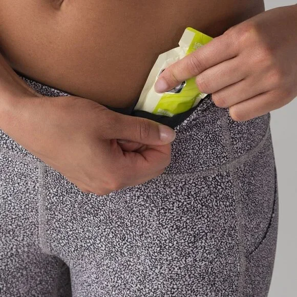 LULULEMON Pace Rival Crop (22") - Picture 4 of 15